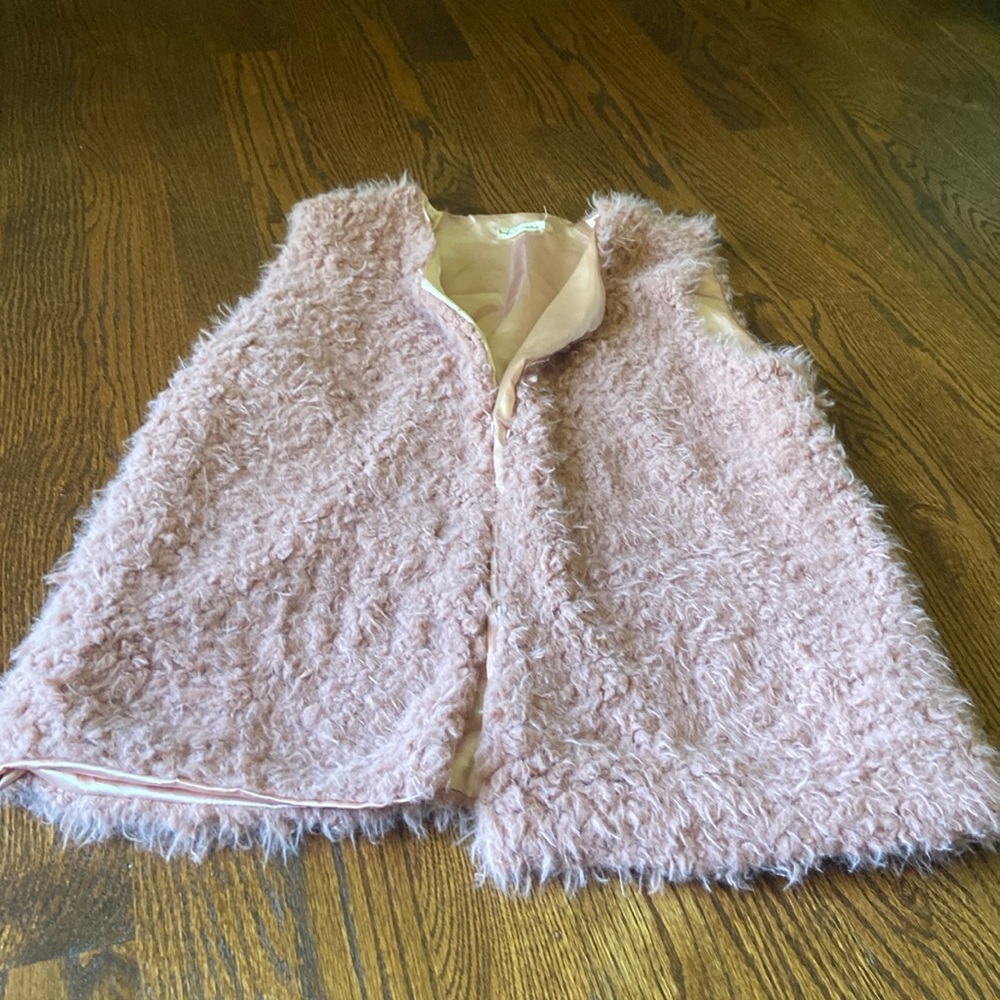 Women’s Sherpa vest!